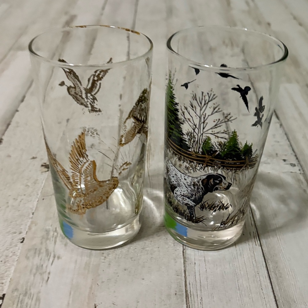 Set of Two Hunting-Themed Glasses